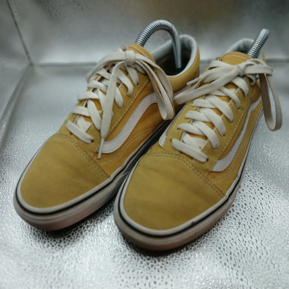 Vans Yellow/Gold Classic Old Skool Low Top Sneakers Men's Size 6